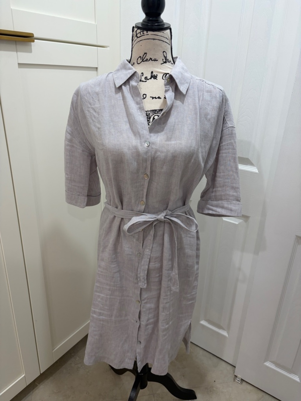 Tahari Light Gray Button-Front Midi Shirt Dress